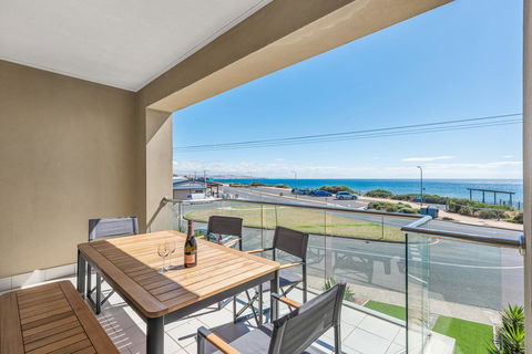 Sea Star Aldinga Beach - Kingaroy Accommodation 1