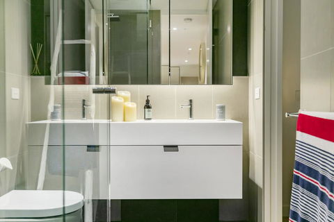 SEA TEMPLE - MORNINGTON - Kingaroy Accommodation 2
