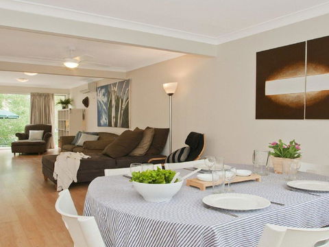 Sea Whispers - A Real Native Outlook - Kingaroy Accommodation 1
