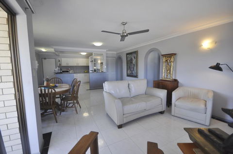Seaclusion On Toorbul - Kingaroy Accommodation 1