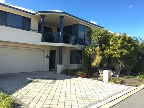 Seahaven By Rockingham Apartments - Kingaroy Accommodation 0
