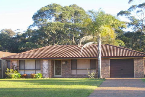 SEASCAPE In NARRAWALLEE - Kingaroy Accommodation 0