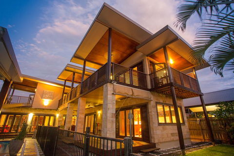 Serendipity - Cable Beach Escape - Kingaroy Accommodation 0