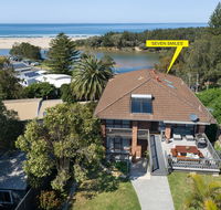 Seven Smiles - riverside location and ocean views - Kingaroy Accommodation