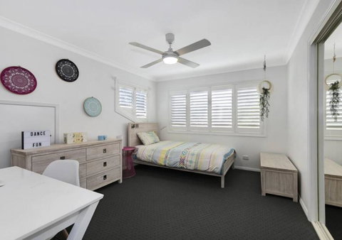 Shelly Beach Family Hideaway - Pool, Beach, Golf - Kingaroy Accommodation 1