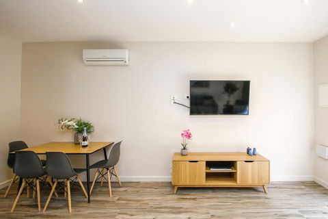 Shepparton Lakeside Serviced Apartment - Kingaroy Accommodation 2