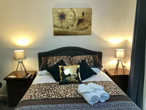 Short Stays Gippsland (Newborough) - Kingaroy Accommodation 0