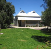 Showgrounds Cottage Naracoorte - Kingaroy Accommodation