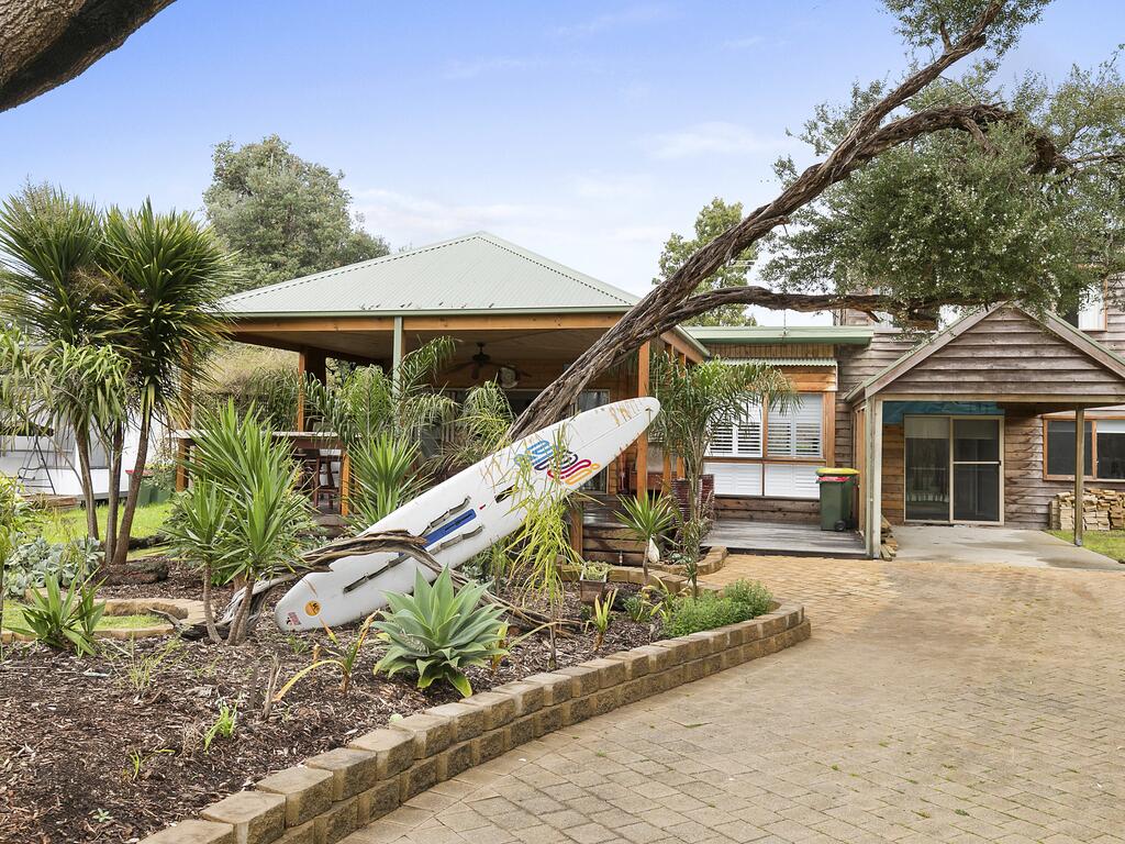 Silverleaves VIC Kingaroy Accommodation