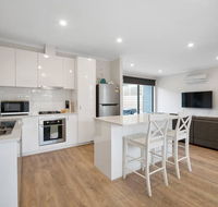 Sleek Modern Capel Sound - Kingaroy Accommodation