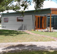 Sleepy Hollow Hideout - Hideout 1 - Kingaroy Accommodation