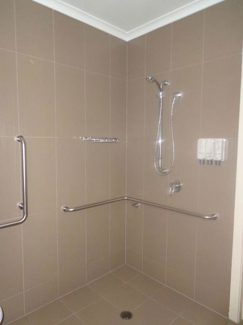 Smart Stayzzz Inns - Kingaroy Accommodation 3