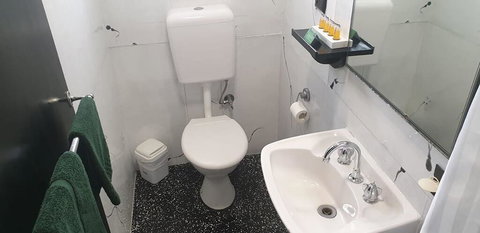 Smerdon Lodge Motel - Kingaroy Accommodation 1