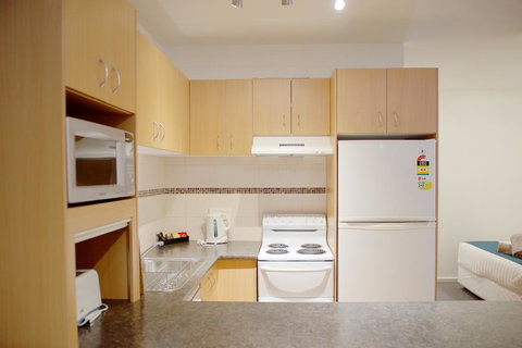 Snow Ski Apartments 24 - Kingaroy Accommodation 2