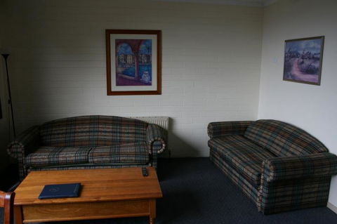 Snow Ski Apartments 34 - Kingaroy Accommodation 0