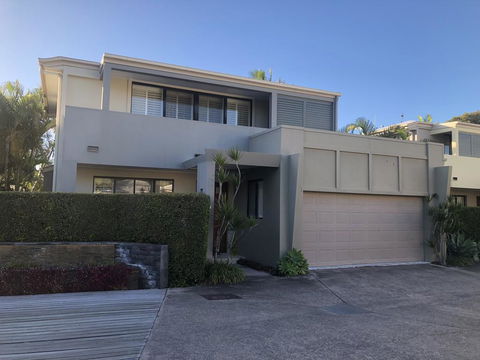 Sonoma Holiday House #8 - Kingaroy Accommodation 2