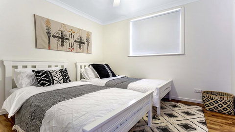 Sounds Of Sunshine Whole House - Kingaroy Accommodation 0