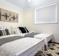 Sounds of Sunshine Whole House - Kingaroy Accommodation