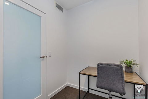 South Brisbane Kozy 1Bed APT + FREE Parking QSB001 - Kingaroy Accommodation 1