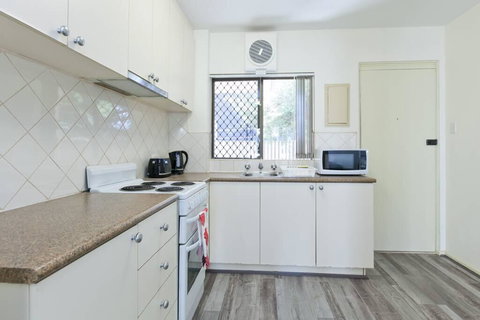 South Perth Perfect Location Free WIFI & Parking - Kingaroy Accommodation 2