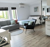 South Terrace 'Nesuto'  Smart TV  WiFi - Kingaroy Accommodation