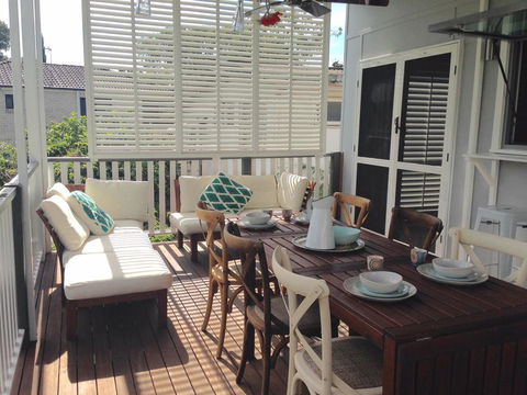 Southport Retreat - Kingaroy Accommodation 0