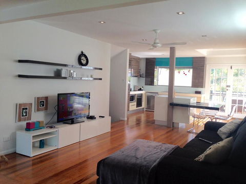 Southport Retreat - Kingaroy Accommodation 1