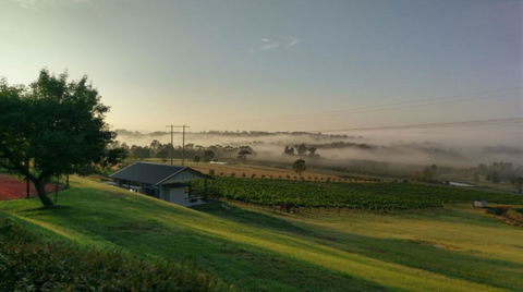Sovereign Hill Country Lodge Rothbury - Kingaroy Accommodation 0