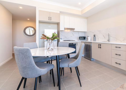 SP246-Brandnew Modern Apt In Penrith With Parking - Kingaroy Accommodation 3