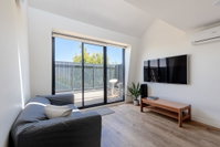 Spacious 2 Bedroom Inner City Townhouse with Private Rooftop