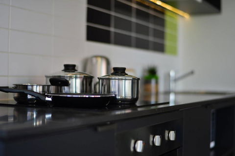 Spacious Docklands 2 Bedroom 2 Bathroom Apartment - Kingaroy Accommodation 3