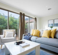 Spacious Lovely 5Beds homePoint Cook - Kingaroy Accommodation