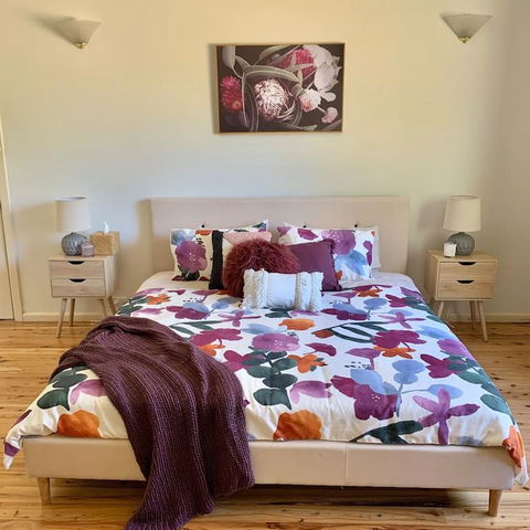 Spacious, Clean , Relaxing Country Escape Perfect For Large Groups And Families - Kingaroy Accommodation 3