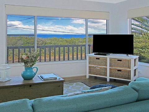 Splash Shack - Stunning Views Of Jervis Bay - Kingaroy Accommodation 2