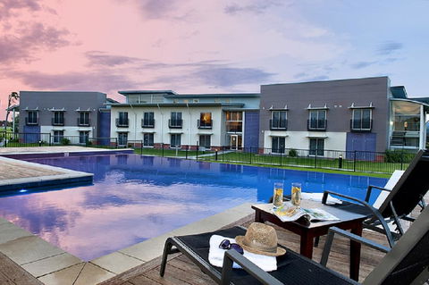 Springs Shoalhaven Nowra - Kingaroy Accommodation 0