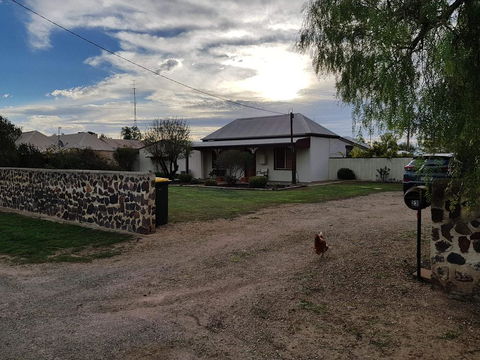Stonewall Cottage - Kingaroy Accommodation 0