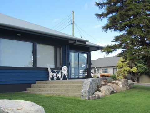 Storm Bay Cottage - Kingaroy Accommodation 1