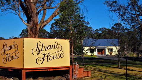 Straw House B And B - Kingaroy Accommodation 0