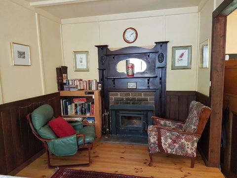 Stringer's Cottage - Kingaroy Accommodation 3