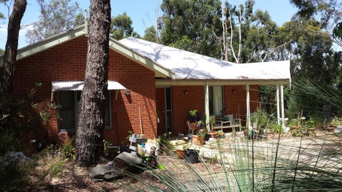 Stringybark Hills Retreat - Kingaroy Accommodation 1