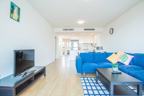 Stylish & Minimalism 3bd Apartment In North Ryde - Kingaroy Accommodation 0