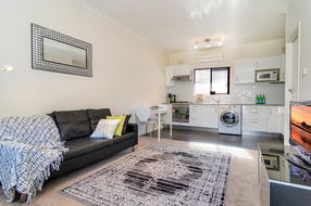 Book Adelaide Accommodation Kingaroy Accommodation Kingaroy Accommodation