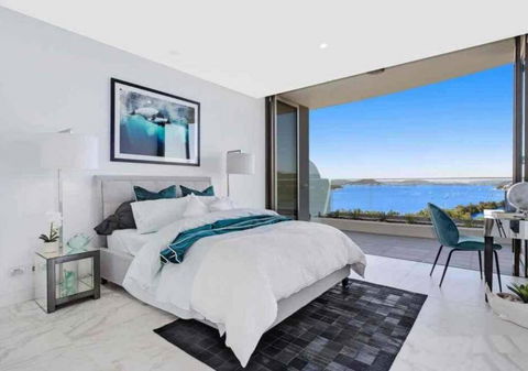 Stylish Penthouse With Views & Jacuzzi - Kingaroy Accommodation 3