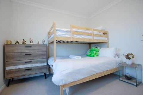StylishTownhouse@Narre Warren/TrainStation/SC - Kingaroy Accommodation 0