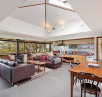 Summer House - Kingaroy Accommodation