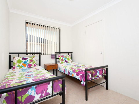 Sunrise @ Fingal Bay - Kingaroy Accommodation 1