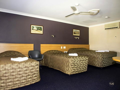 SunPalms Motel - Kingaroy Accommodation 3