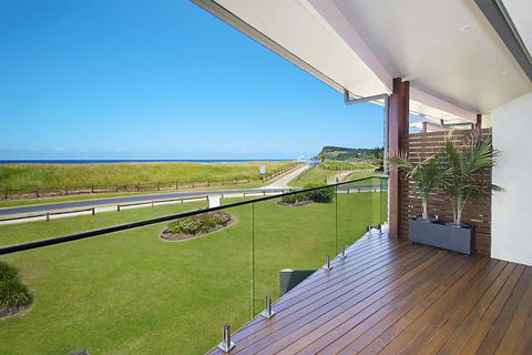 Sunrise Reef Unit 4 - Lennox Head - Kingaroy Accommodation 0