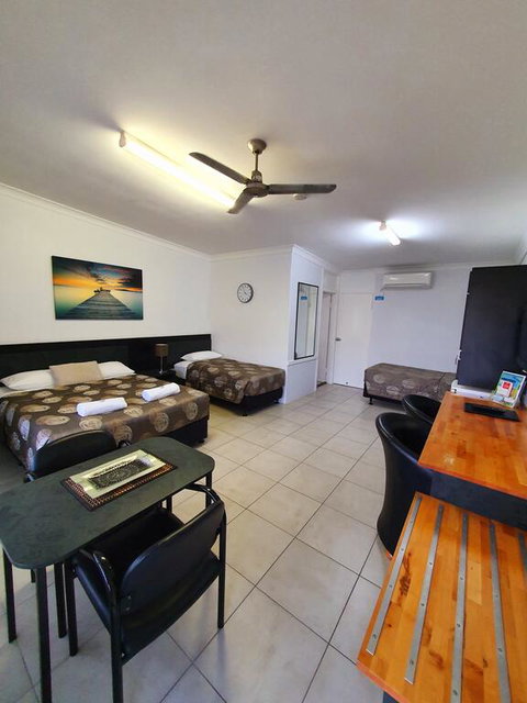 Sunseeker Motel - Kingaroy Accommodation 3