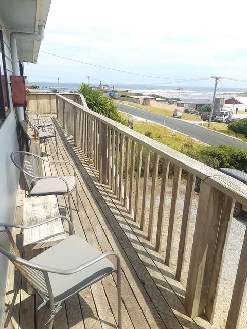 Sunset Holiday Villas - Kingaroy Accommodation 3